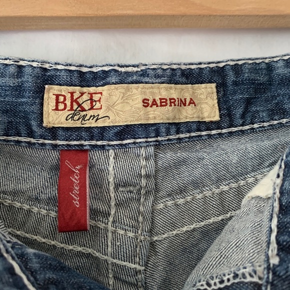 Jean shorts - Picture 3 of 5